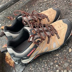 Merrell men’s hiking 9.5 good condition